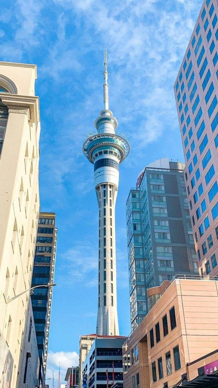 Just Opposite To Sky Tower , 2 Bed 2 Bath In Cbd Apartment Auckland Exterior photo